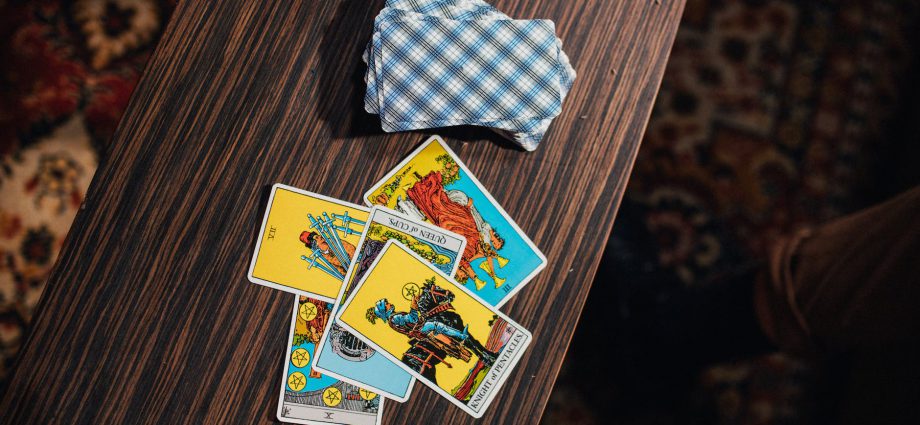 tarot cards on wooden table